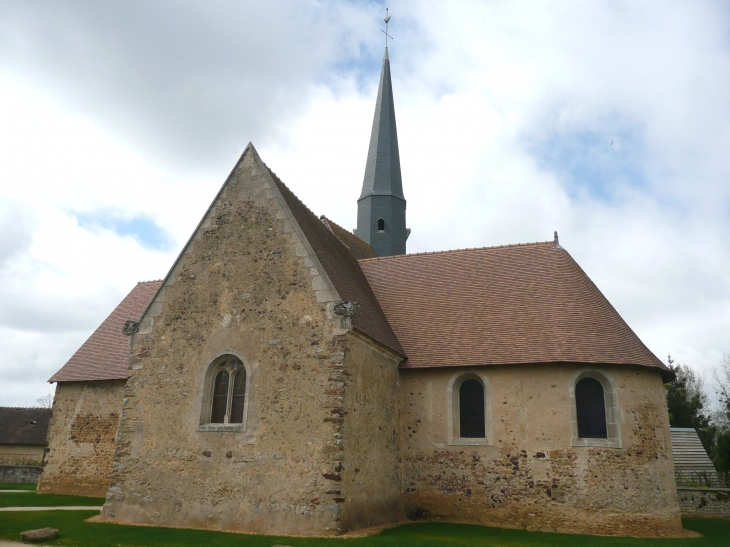 Eglise d'Aulaines - monument historique - Avenue de la forêt - Bonnétable