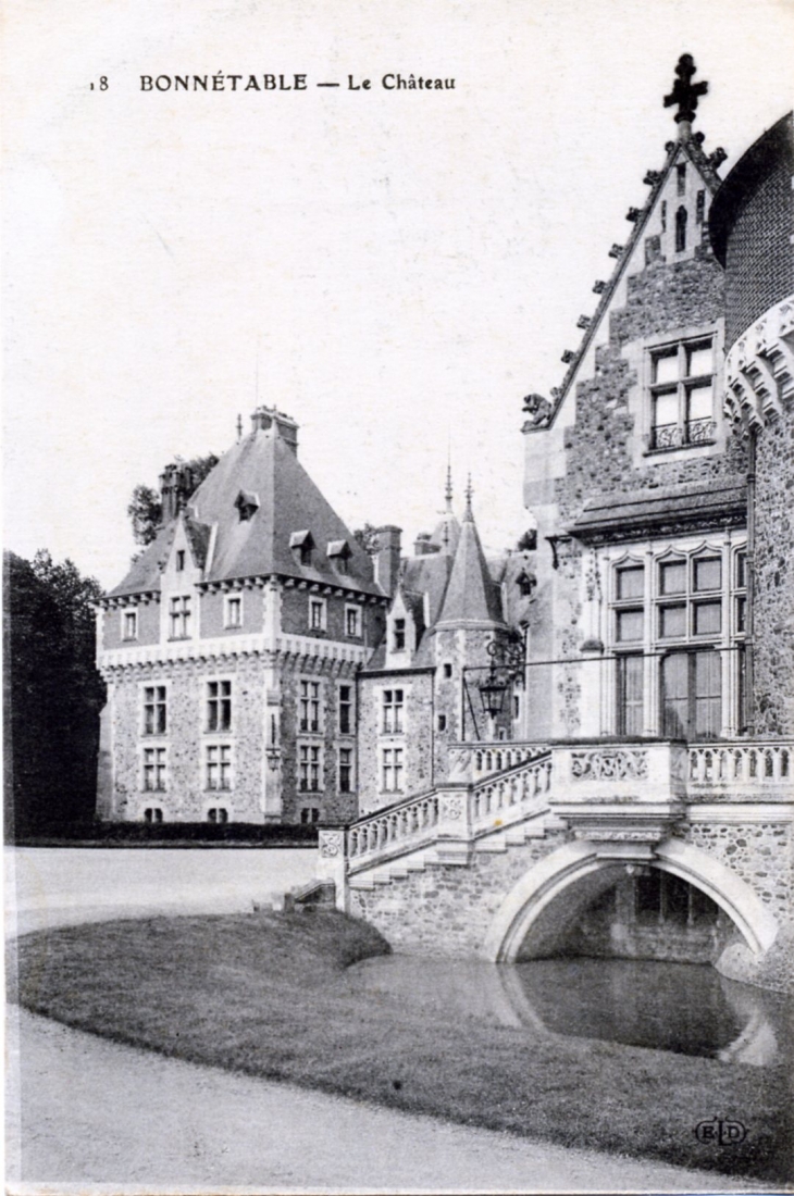 Le Château, vers1910 (carte postale ancienne). - Bonnétable