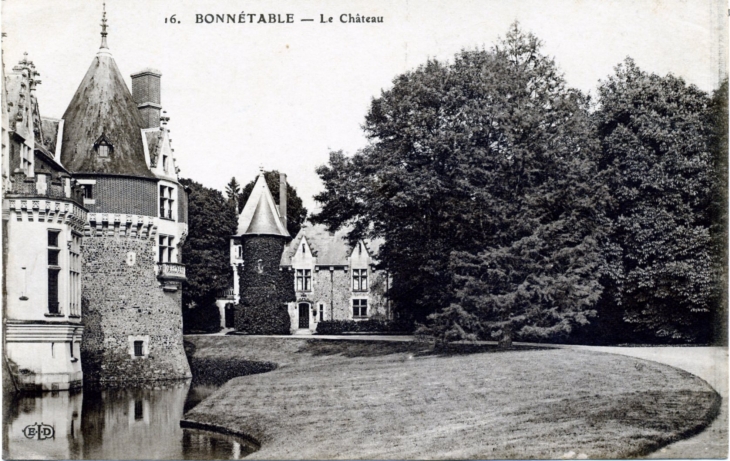 Le château, vers 1915 (carte postale ancienne). - Bonnétable