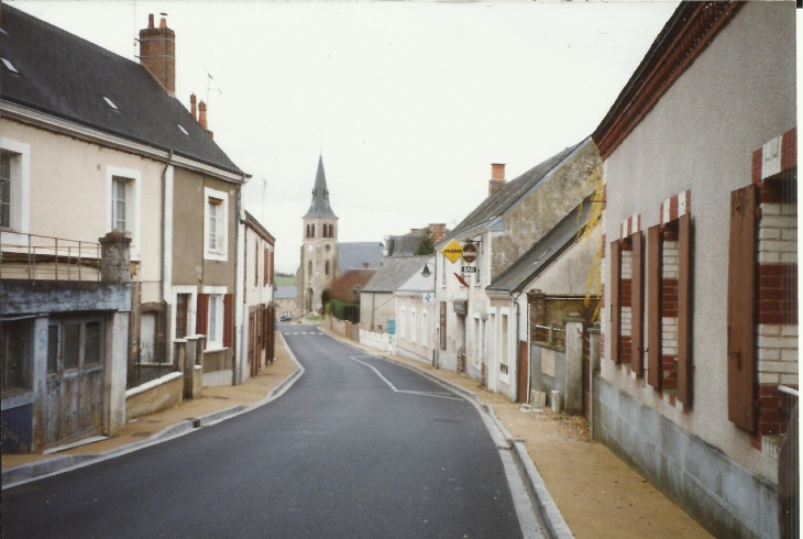 Grande Rue photo GB - Évaillé