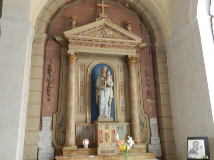 Chapelle dans l'église - La Chartre-sur-le-Loir