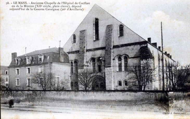 Ancienne chapelle de l'hôpital de Coëffort, vers 1918 (carte postale ancienne). - Le Mans