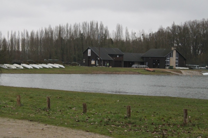 Base nautique du lac des Varennes - Marçon