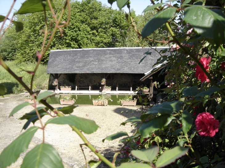 Ancien lavoir - Verneil-le-Chétif