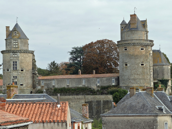 Le château - Apremont