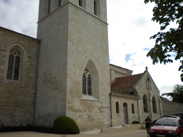 église - Auzay