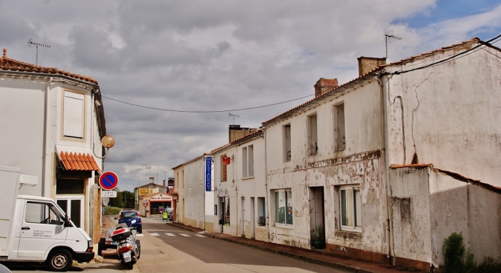 Le Village - Avrillé