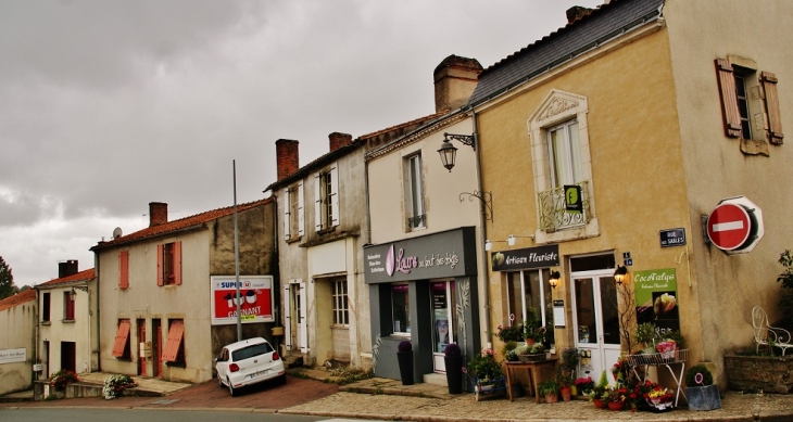 Le Village - Beaulieu-sous-la-Roche