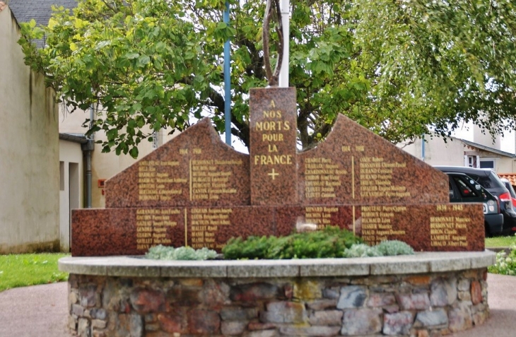 Monument-aux-Morts - Brem-sur-Mer