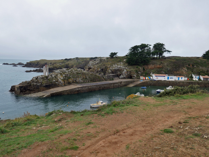 La côte sauvage : le port de la Meule - L'Île-d'Yeu