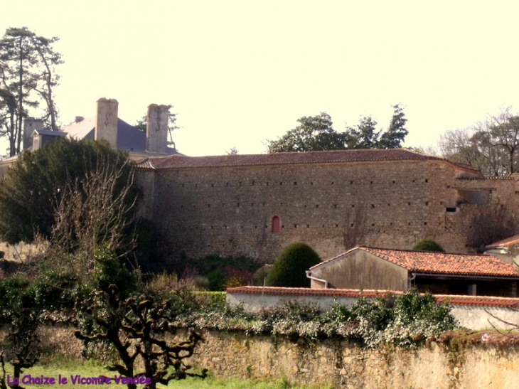 Chateau du XI eme siècle de la Chaize le Vicomte - La Chaize-le-Vicomte