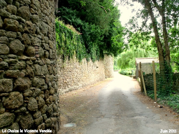 Balade le long des remparts - La Chaize-le-Vicomte