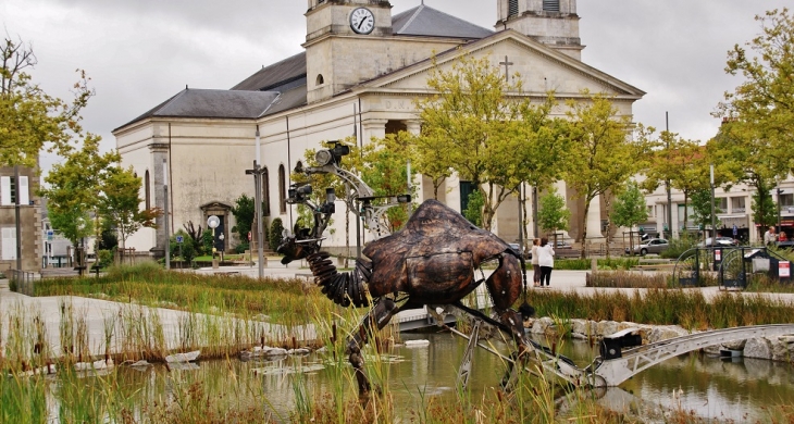 Le Parc ( animaux métalliques animés ) - La Roche-sur-Yon