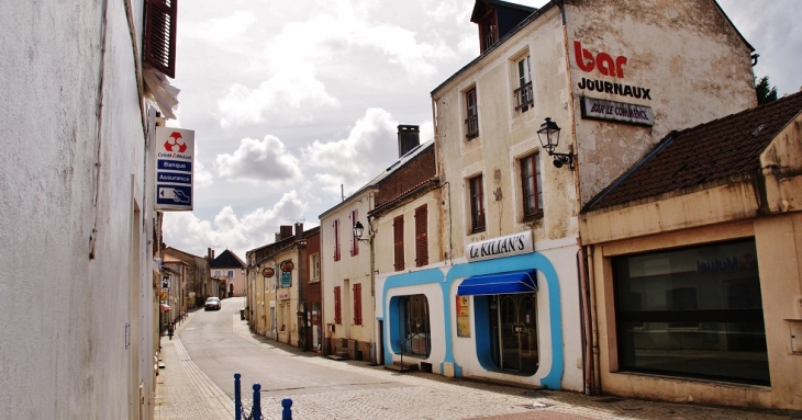 Le Village - Le Champ-Saint-Père