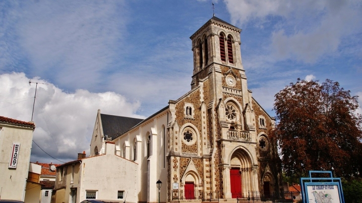 église St Pierre - Le Champ-Saint-Père