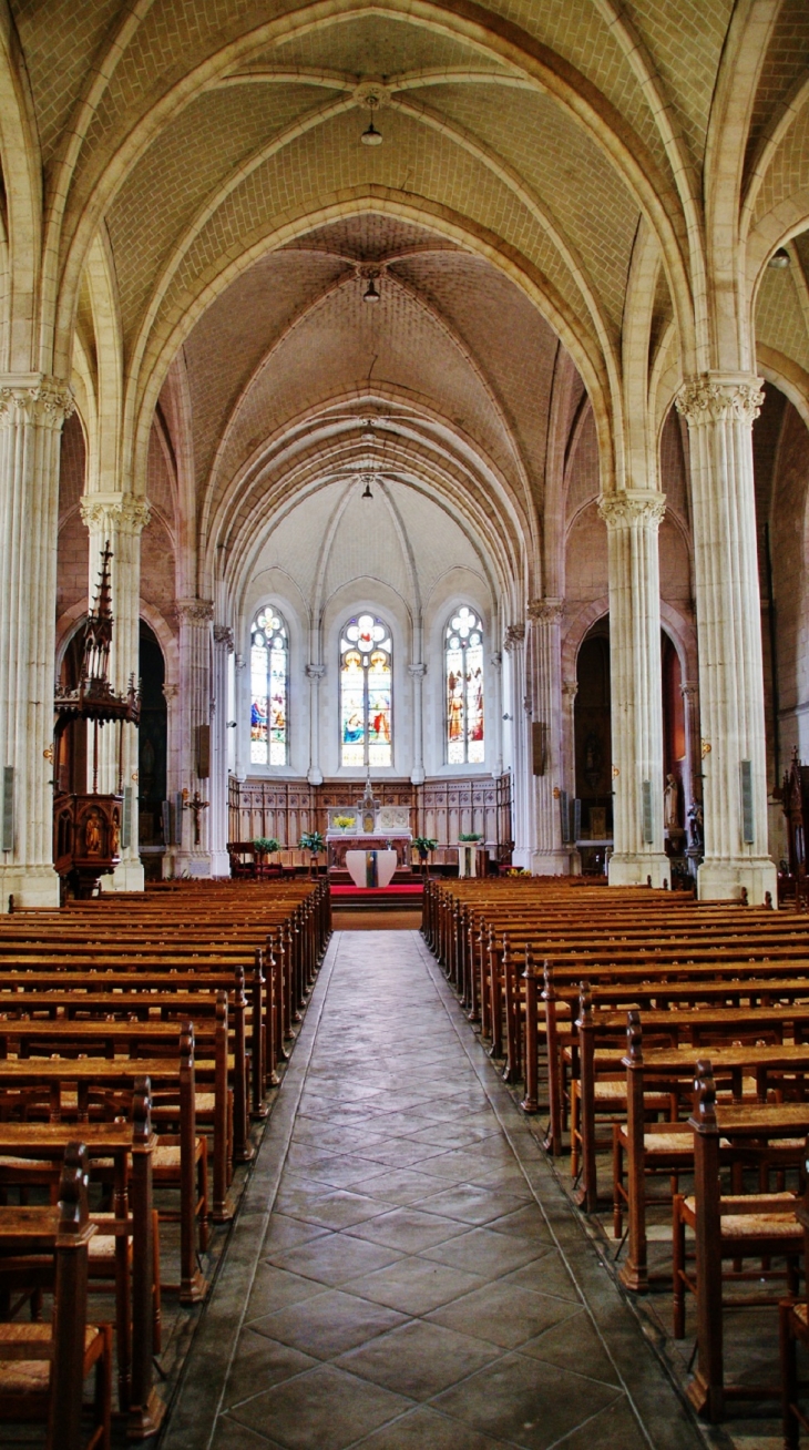 église St Pierre - Le Champ-Saint-Père