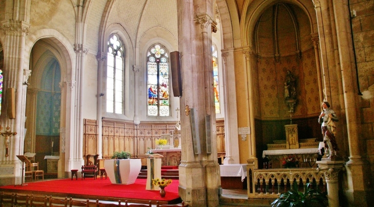 église St Pierre - Le Champ-Saint-Père