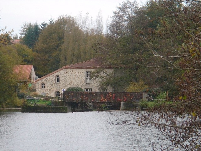 Moulin a Elise au bord de la vie - Le Poiré-sur-Vie
