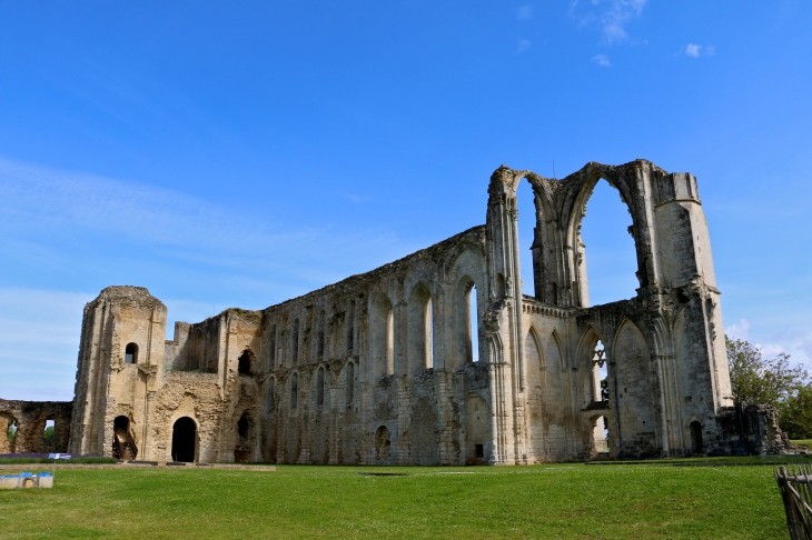 L'église abbatiale. - Maillezais