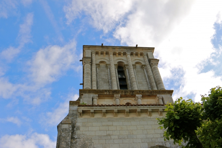 Clocher de l'église Saint Nicolas (1850-1910). - Maillezais