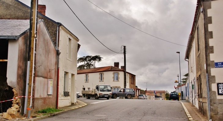 Le Village - Martinet