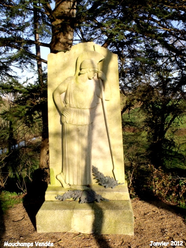 Monument élevé a la gloire de Georges Clémenceau - Mouchamps