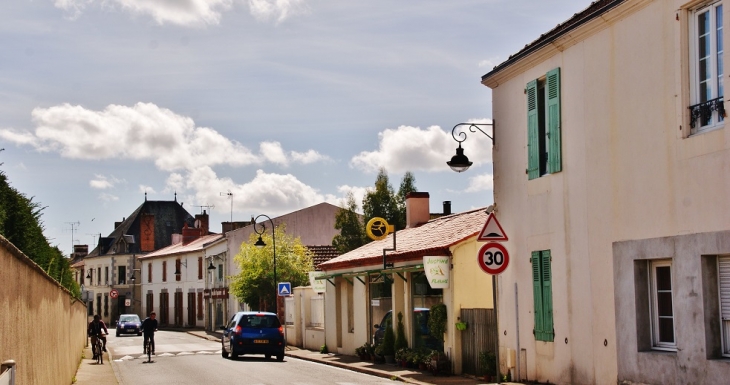 La Commune - Moutiers-les-Mauxfaits