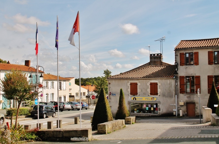 La Commune - Moutiers-les-Mauxfaits