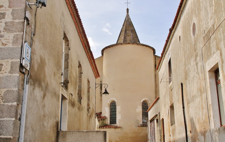   église Saint-Jacques - Moutiers-les-Mauxfaits