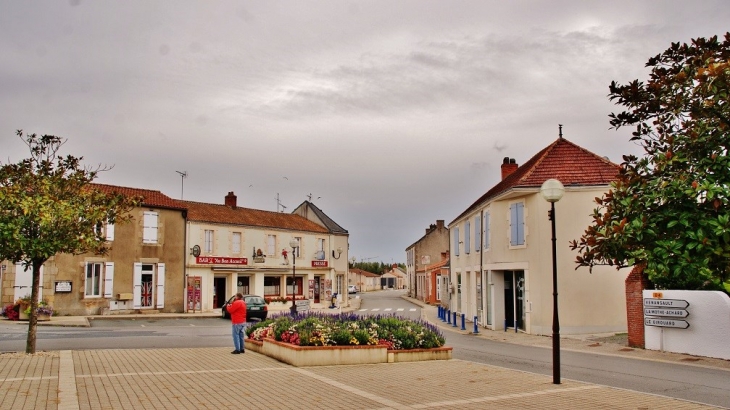 La Commune - Nieul-le-Dolent