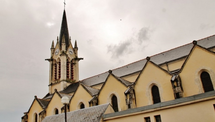 église St Pierre - Nieul-le-Dolent