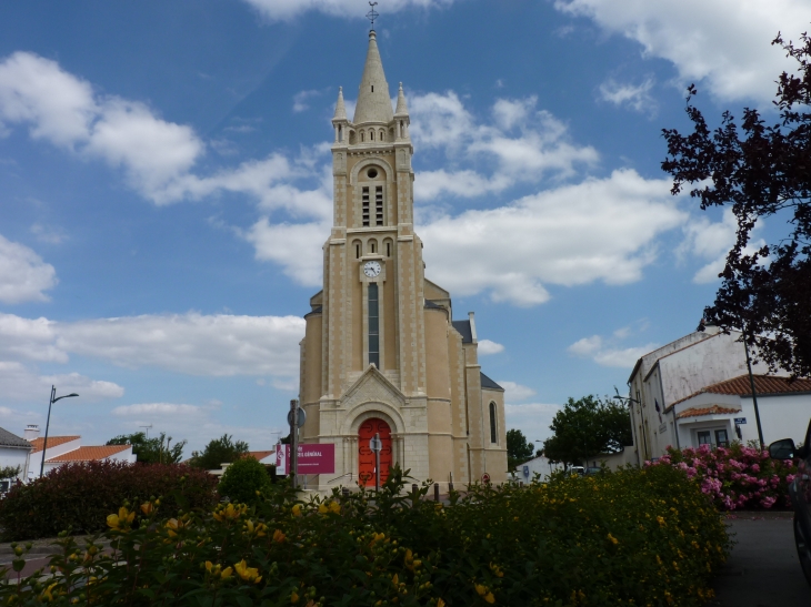 L'église  Crédit : André Pommiès - Notre-Dame-de-Riez