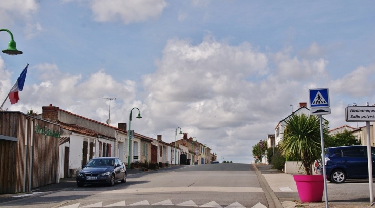 La Commune - Saint-Avaugourd-des-Landes