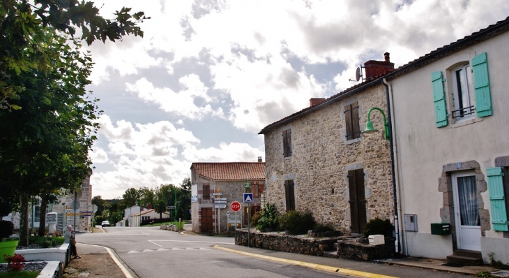 La Commune - Saint-Avaugourd-des-Landes