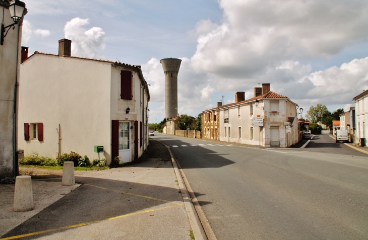 La Commune - Saint-Cyr-en-Talmondais