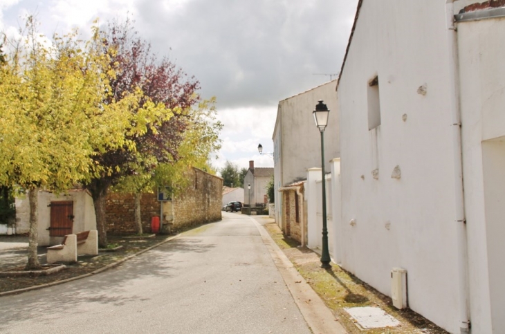 La Commune - Saint-Cyr-en-Talmondais