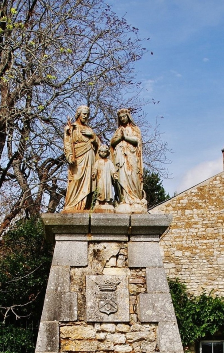 Monument ( Détail ) - Saint-Cyr-en-Talmondais