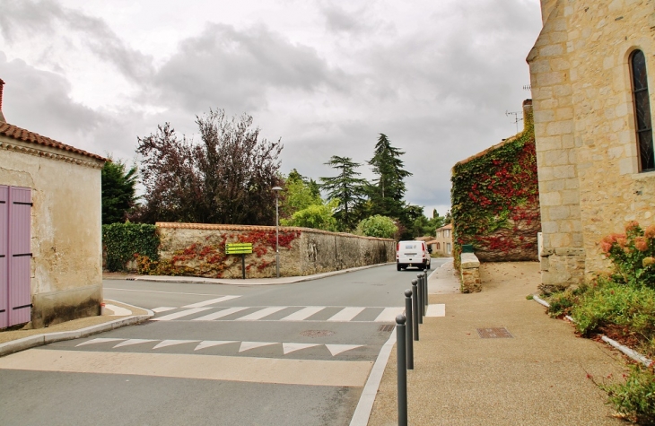 Le Village - Saint-Georges-de-Pointindoux