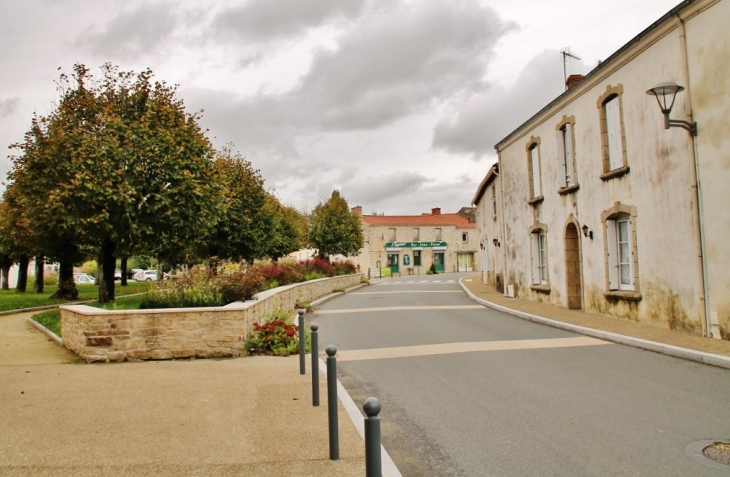 Le Village - Saint-Georges-de-Pointindoux