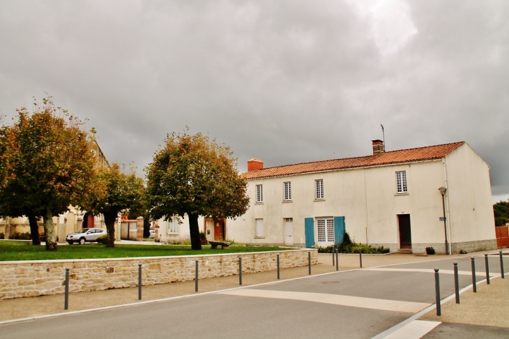 Le Village - Saint-Georges-de-Pointindoux