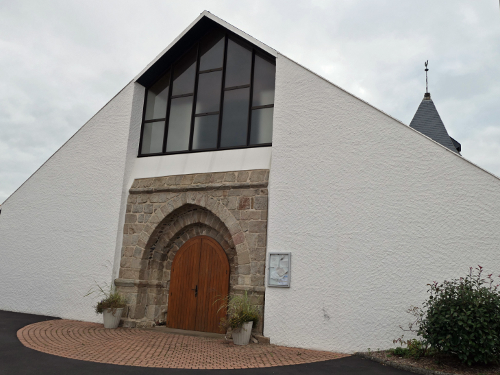 L'église - Saint-Maixent-sur-Vie