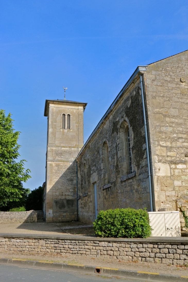 Eglise Saint Sigismond. - Saint-Sigismond