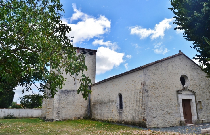  !église Sainte-Radegonde - Sainte-Radégonde-des-Noyers