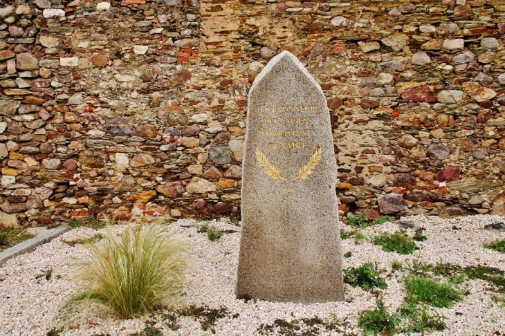 Monument-aux-Morts - Vairé