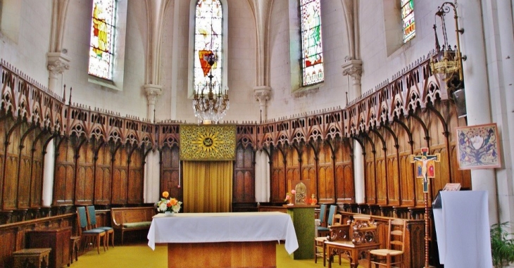 église St Pierre - Vairé