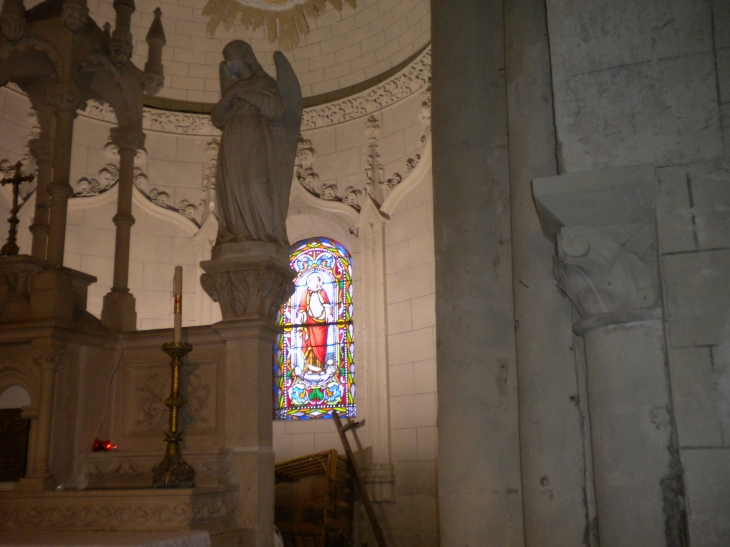 Intérieur de l'église - Velluire