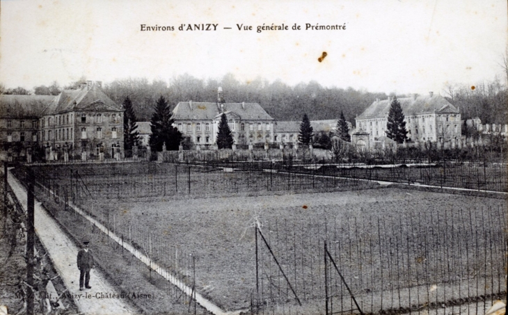 Vue générale de Prémontré, vers 1912 (carte postale ancienne). - Anizy-le-Château