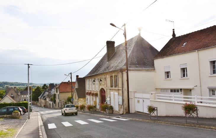 Le Village - Beaurieux