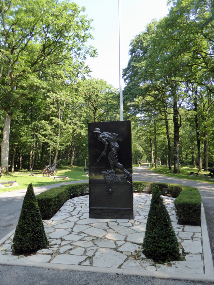 Le bois Belleau : monument des marines américains