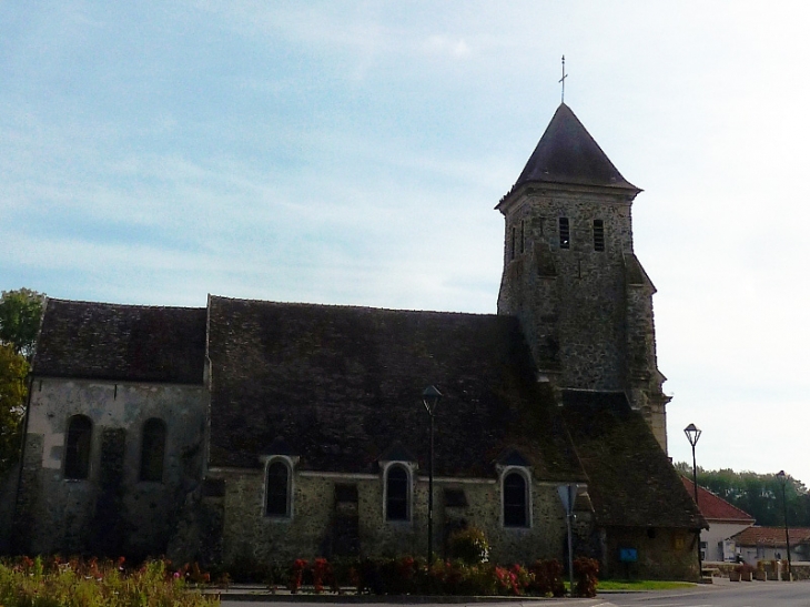 L'église - Bézu-le-Guéry